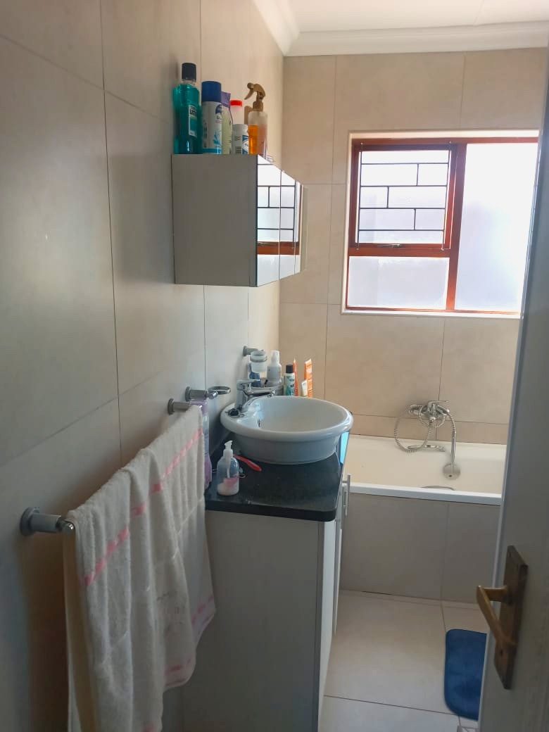3 Bedroom Property for Sale in C Place Eastern Cape